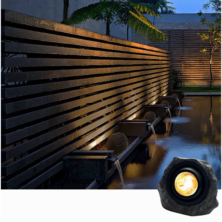 DeckImpressions Solar Powered Integrated LED Spot Light & Reviews